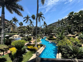 Beachfront Stay with 3 Pools Spa Gym Kids Club and Tennis